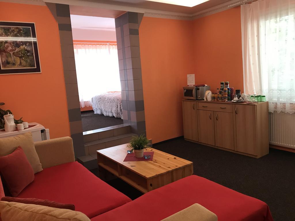 Jičín Hotel Bohemia المظهر الخارجي الصورة